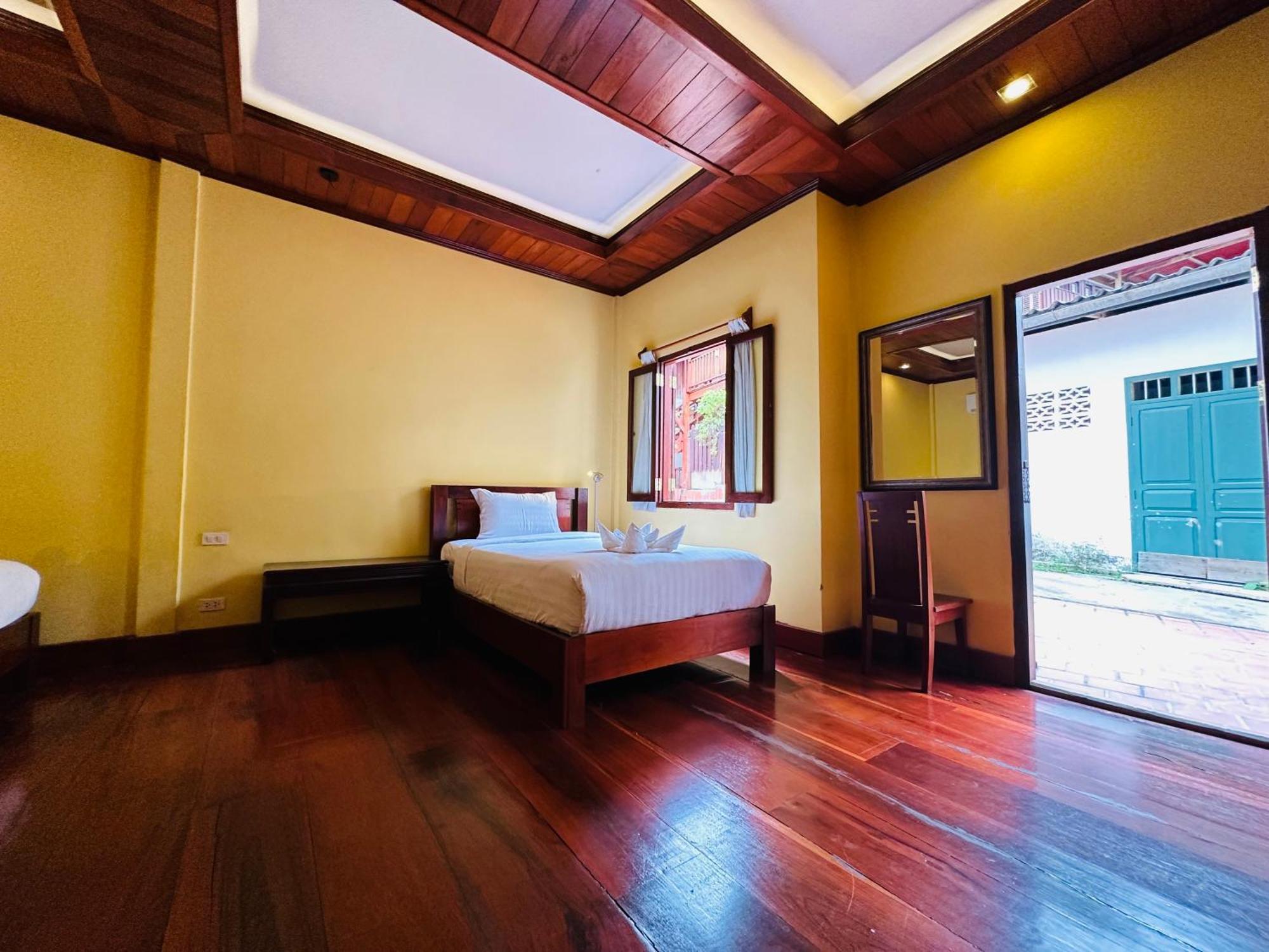 Villa Phonethip Mekong Riverside Luang Prabang Exterior photo