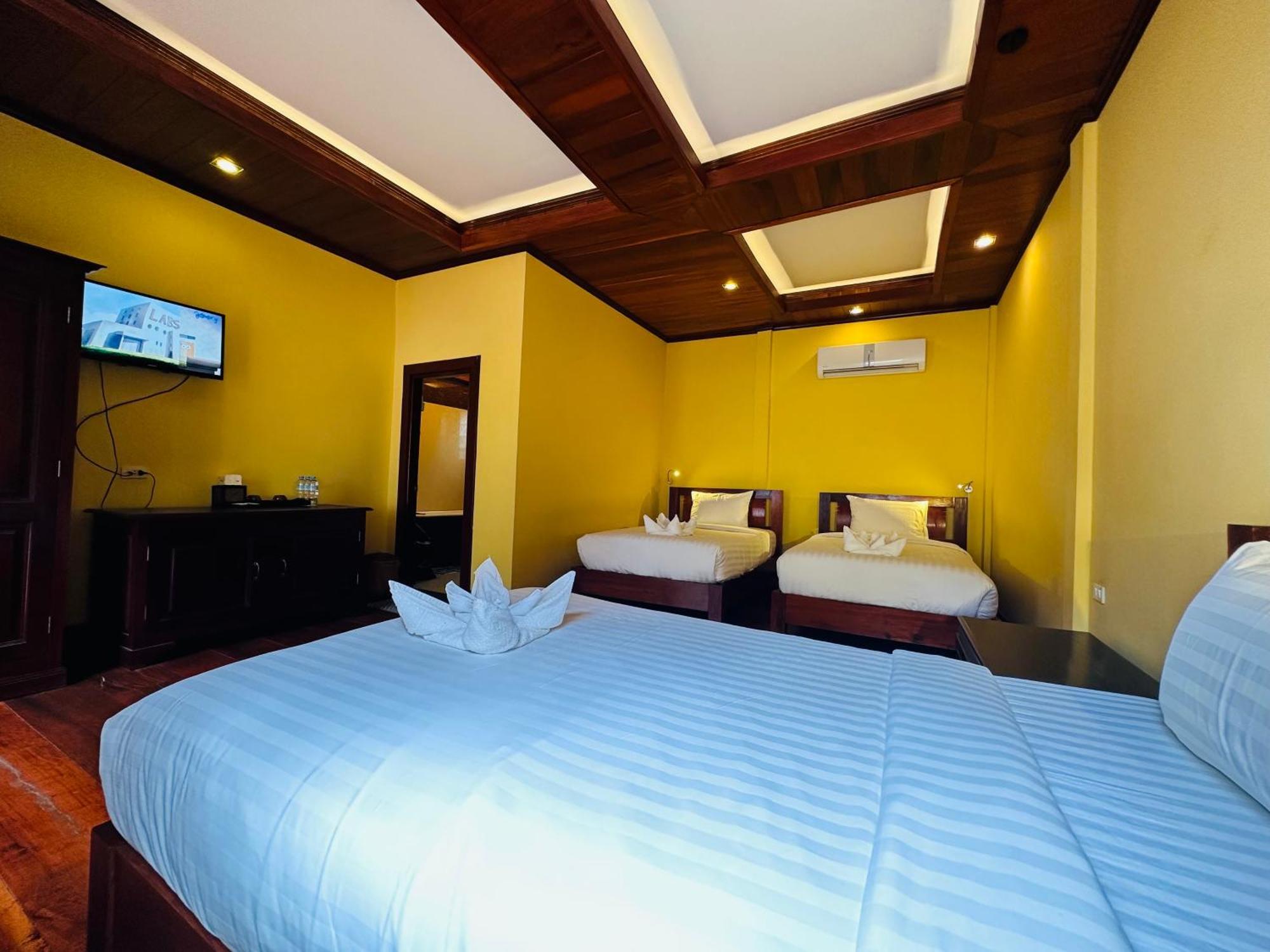 Villa Phonethip Mekong Riverside Luang Prabang Exterior photo