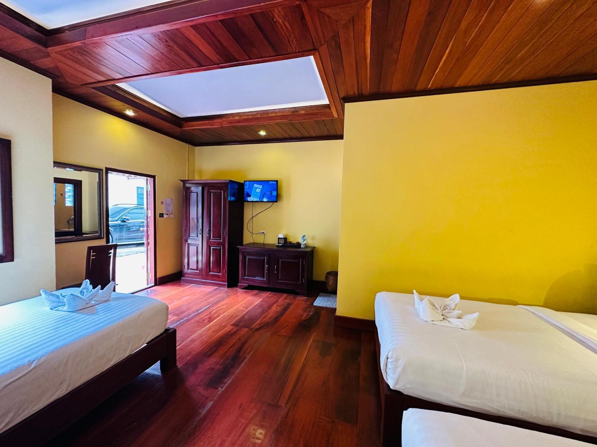 Villa Phonethip Mekong Riverside Luang Prabang Exterior photo
