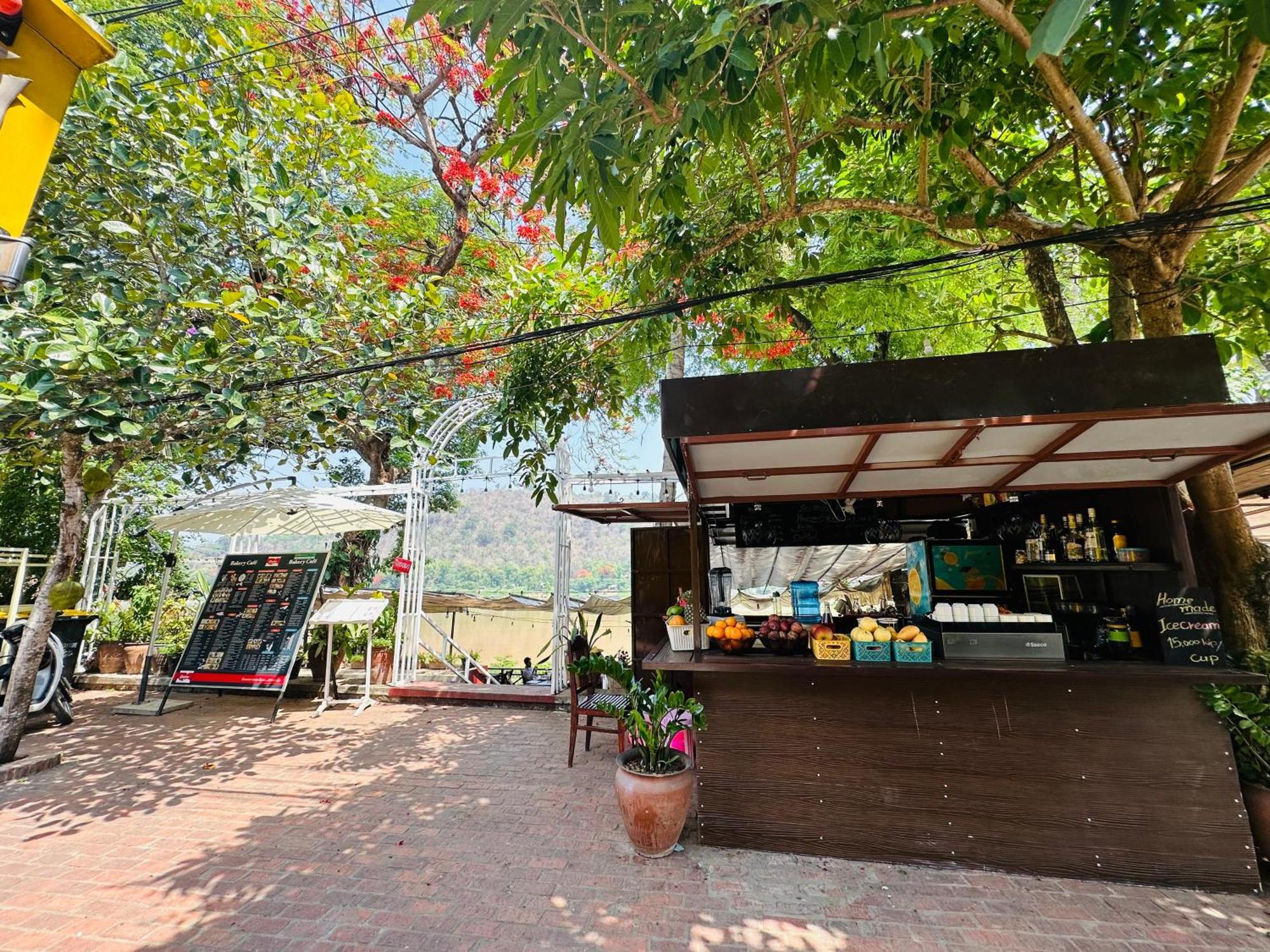 Villa Phonethip Mekong Riverside Luang Prabang Exterior photo